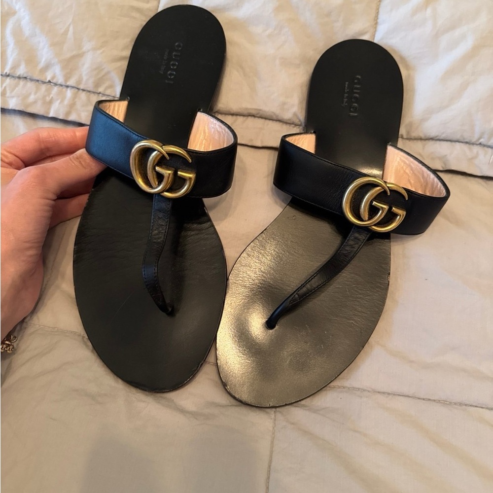 Gucci Black Leather Double G Thong Sandals Size 39 8.5 - Picture 2 of 7